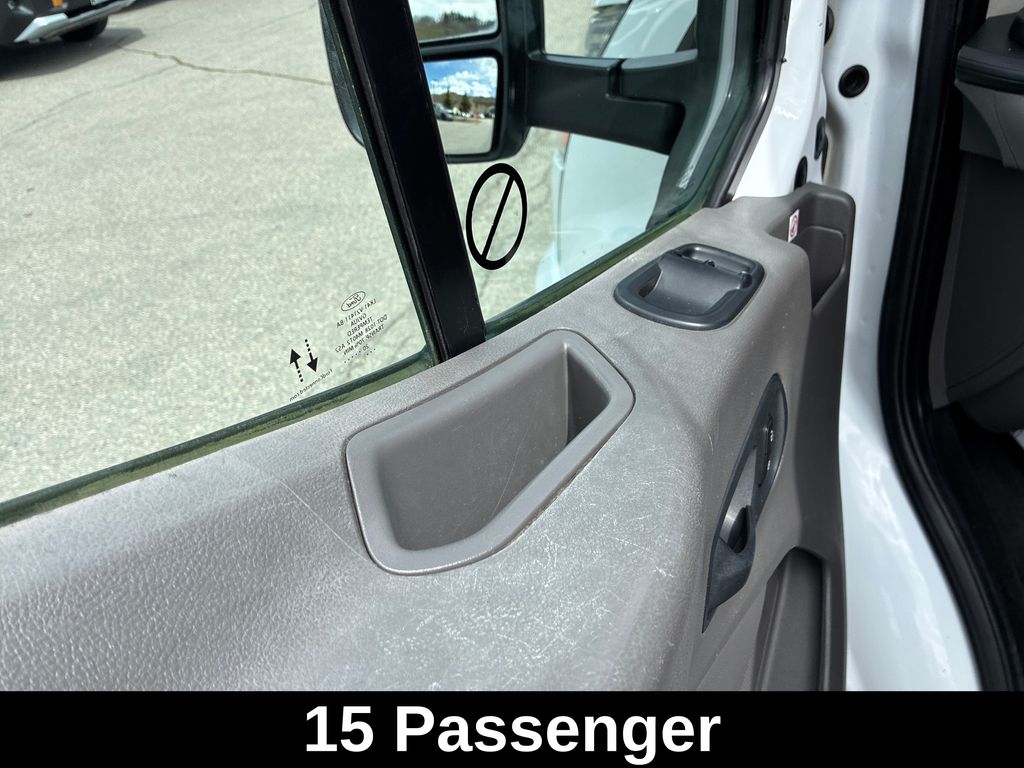 2020 Ford Transit Passenger Van XLT - Photo 13