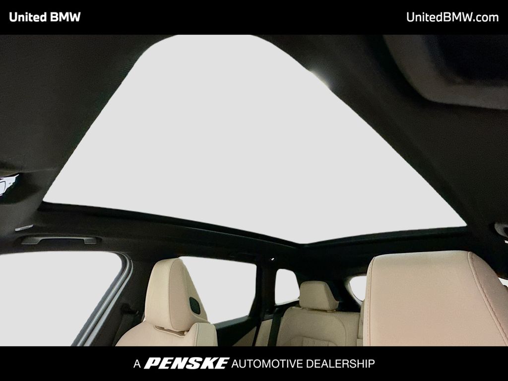 Thumbnail: 2026 BMW X3 - 12