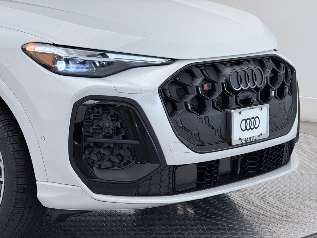 Thumbnail: 2025 Audi SQ5 - 2