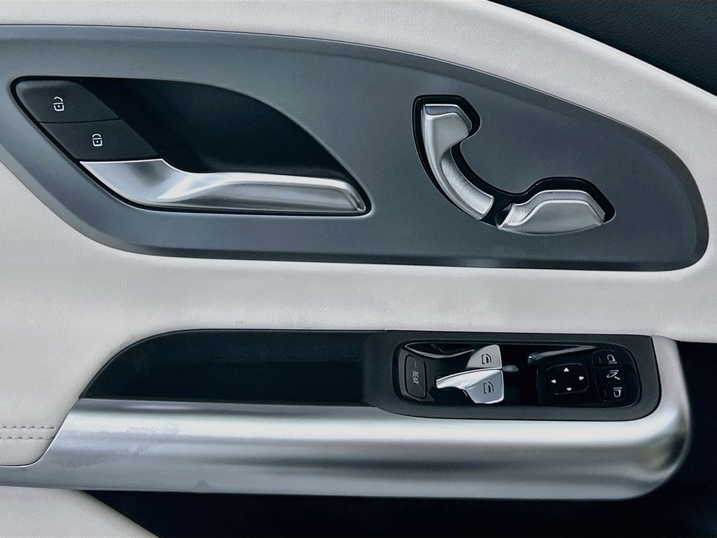 Thumbnail: 2027 Mercedes-Benz CLA - 21