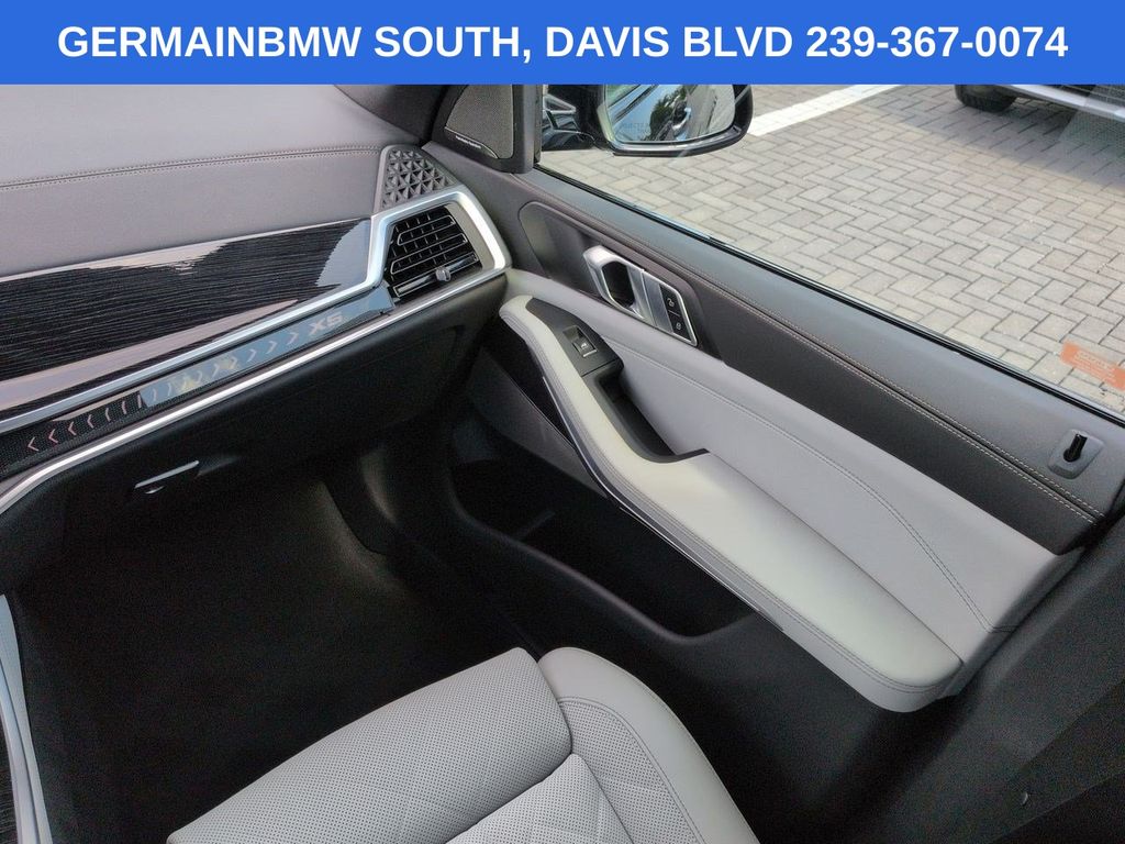 Certified Used 2024 Black BMW xDrive40i image 19