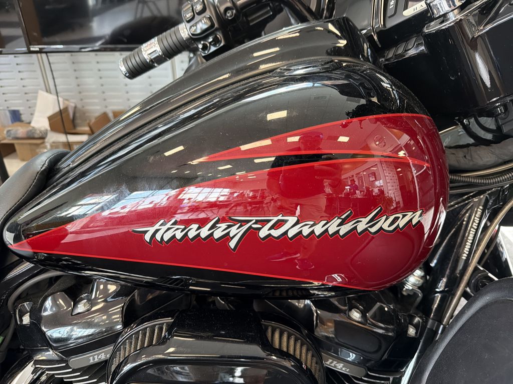 Used 2017 Harley-davidson Touring Sedan
