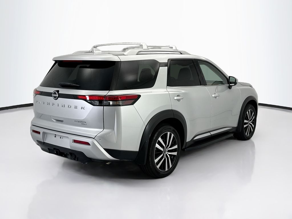 Thumbnail: 2023 Nissan Pathfinder - 5