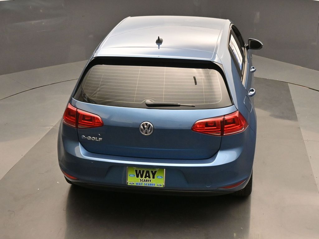 2016 Volkswagen e-Golf SE