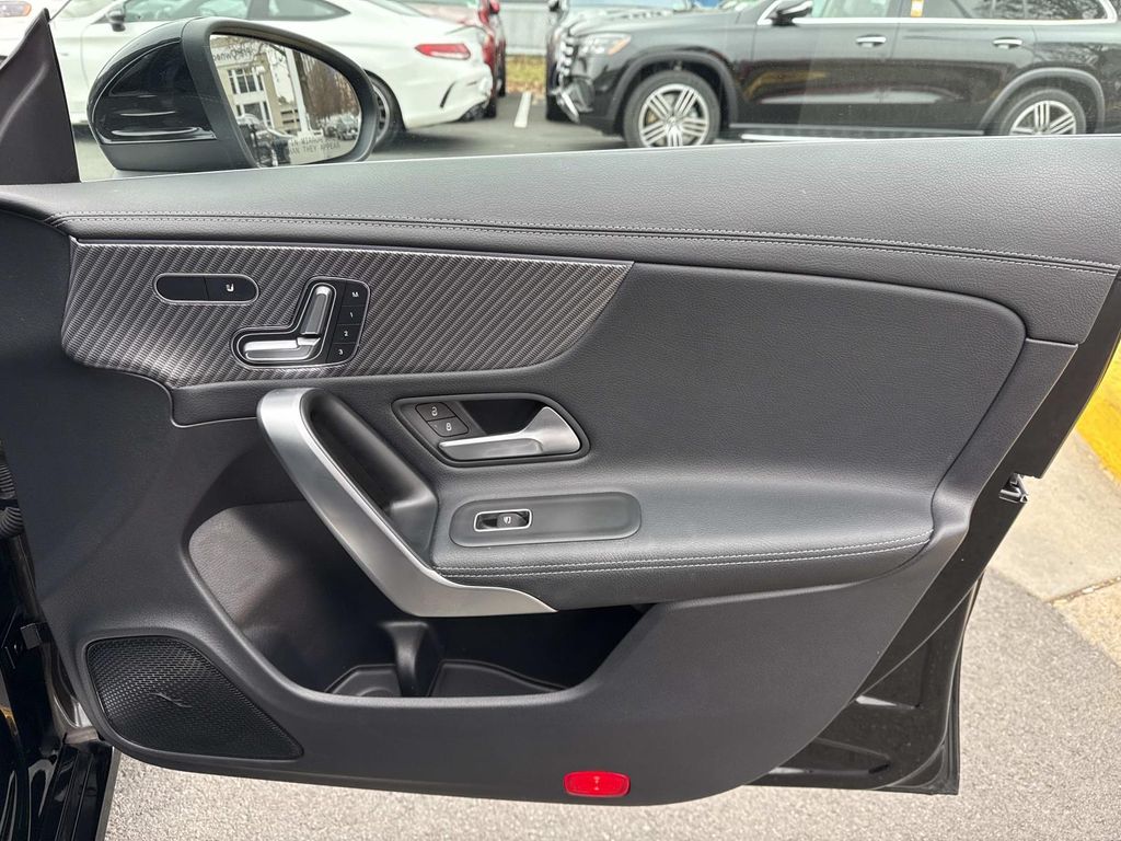 Thumbnail: 2025 Mercedes-Benz CLA - 19