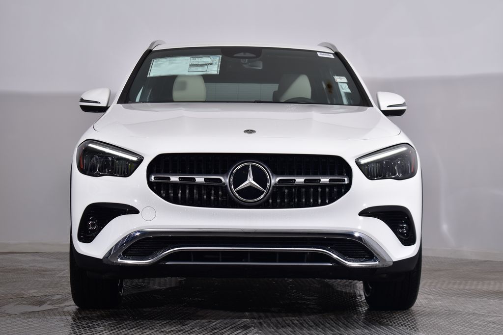 Thumbnail: 2025 Mercedes-Benz GLA - 8