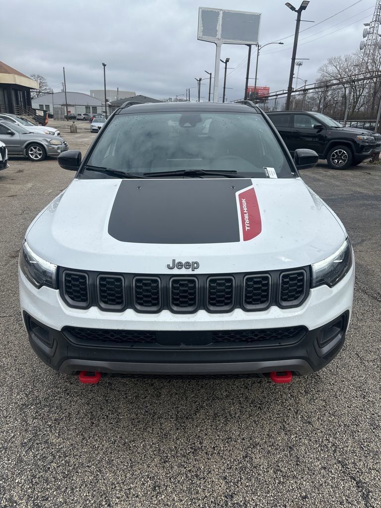 Bright White Clearcoat 2025 Jeep Compass Trailhawk 4WD SUV / Crossover Four-Wheel Drive 8-Speed Automatic