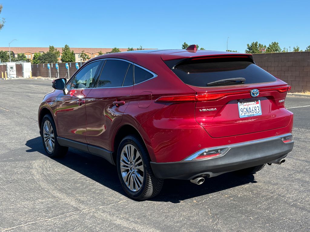 Thumbnail: 2023 Toyota Venza - 7