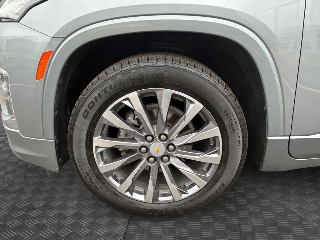 Used Car 2023 Chevrolet Traverse  Premier For Sale Under $35,000 In Austin, Texas