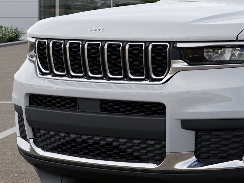New 2026 White Jeep Laredo X image 11
