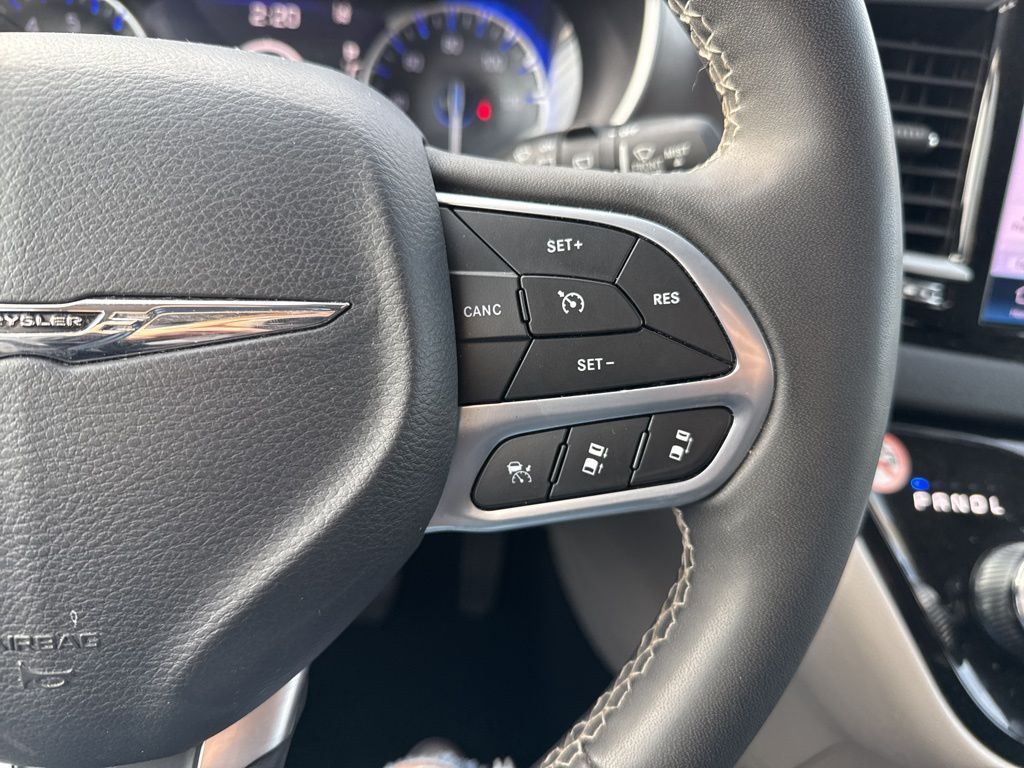 2023 Chrysler Pacifica