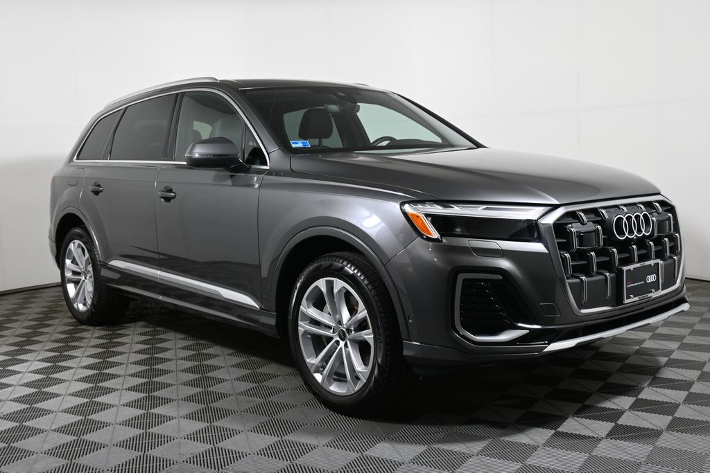 Thumbnail: 2025 Audi Q7 - 8