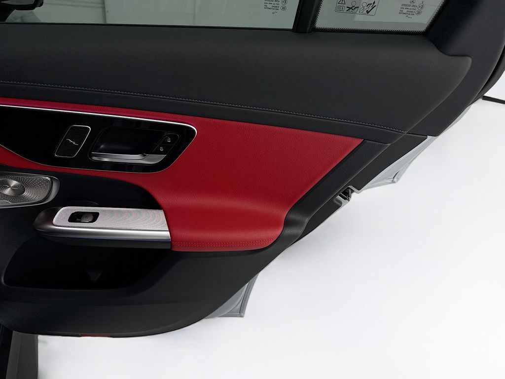Thumbnail: 2027 Mercedes-Benz GLC - 26