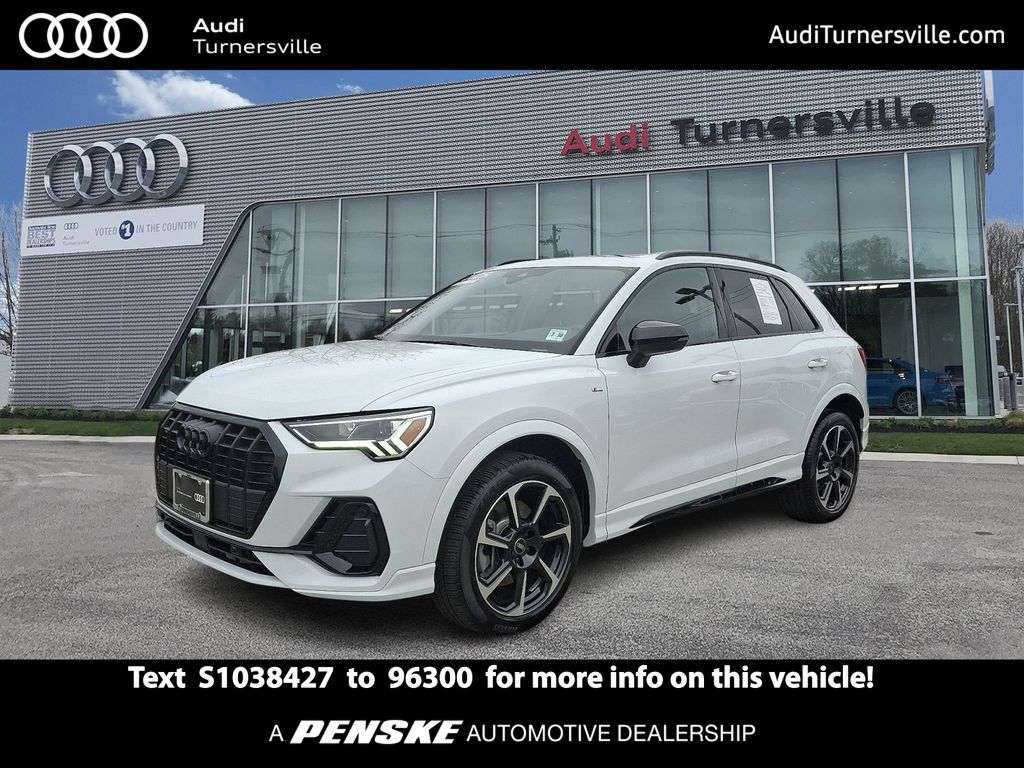 Thumbnail: 2025 Audi Q3 - 1