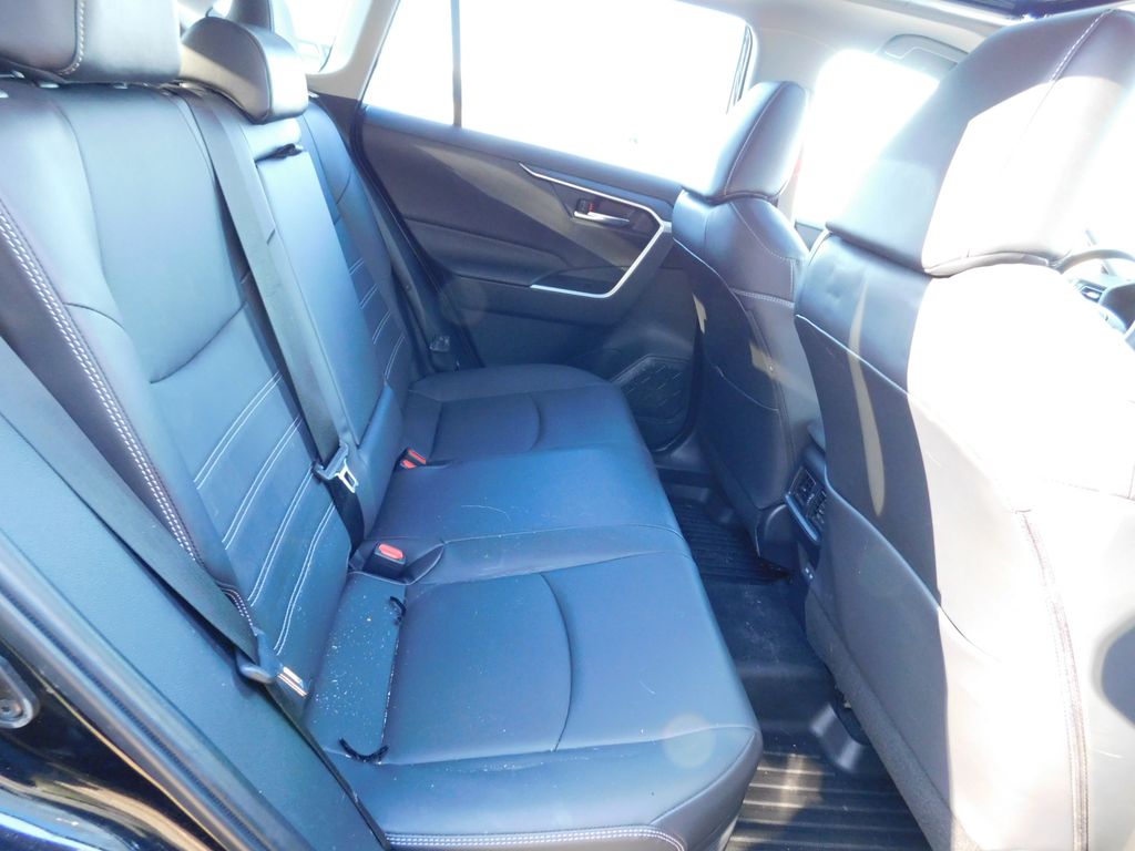 Thumbnail: 2024 Toyota RAV4 - 5