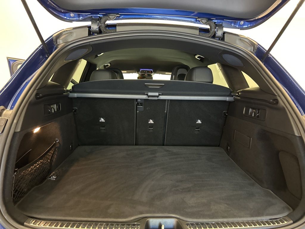 Thumbnail: 2025 Mercedes-Benz GLC - 27