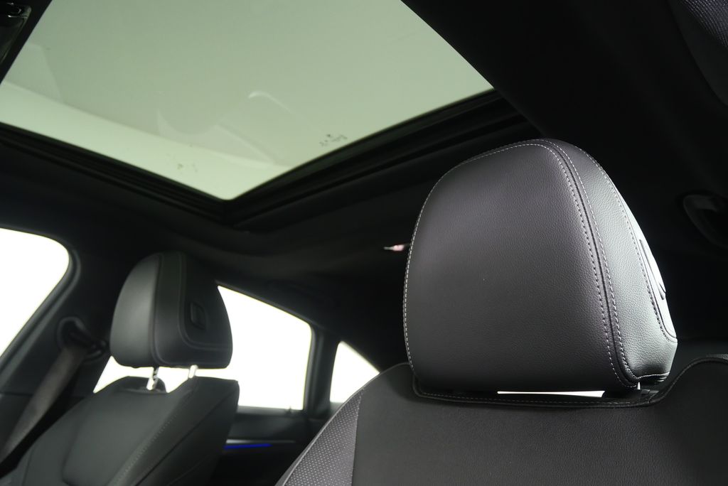 Thumbnail: 2023 BMW 4 Series - 11