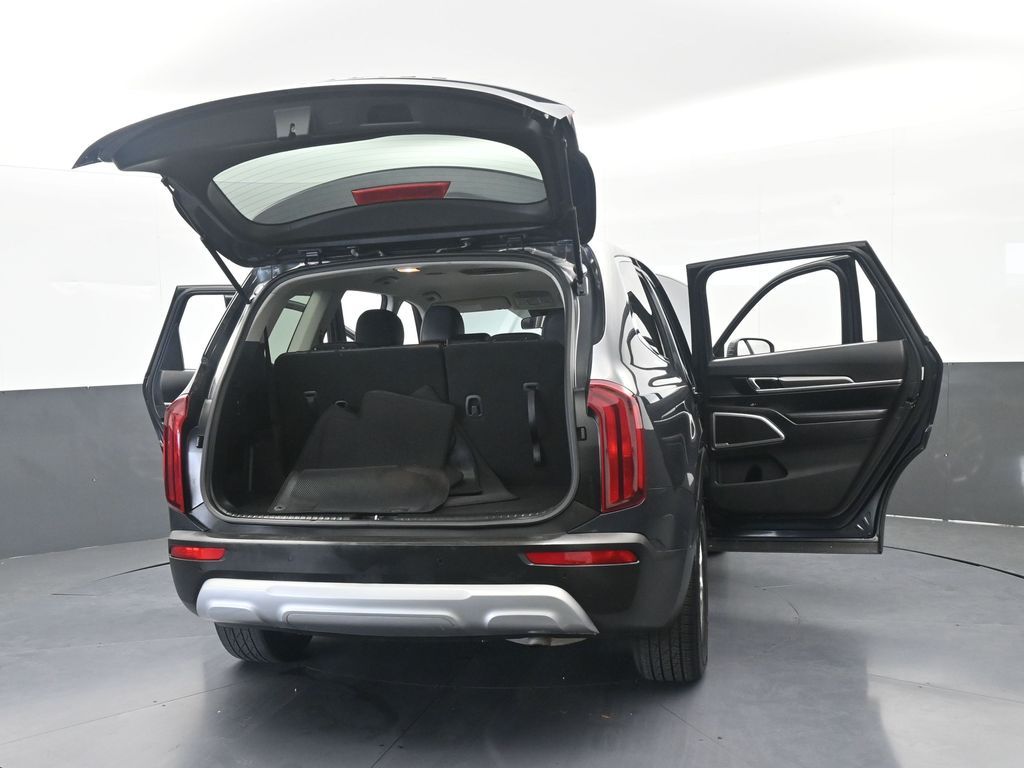 Used 2022 Gravity Gray Kia LX image 66