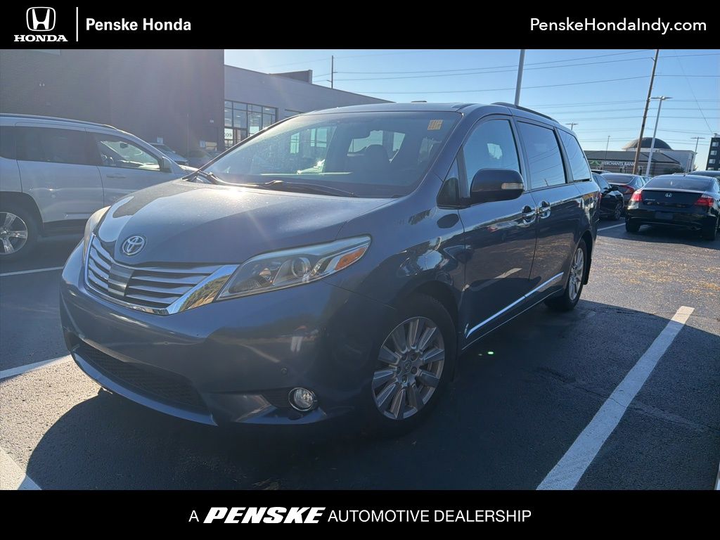 Thumbnail: 2017 Toyota Sienna - 1
