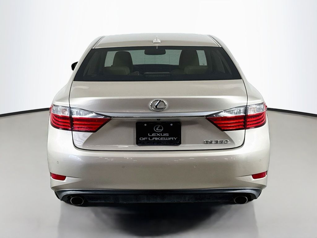 Thumbnail: 2014 Lexus ES - 6