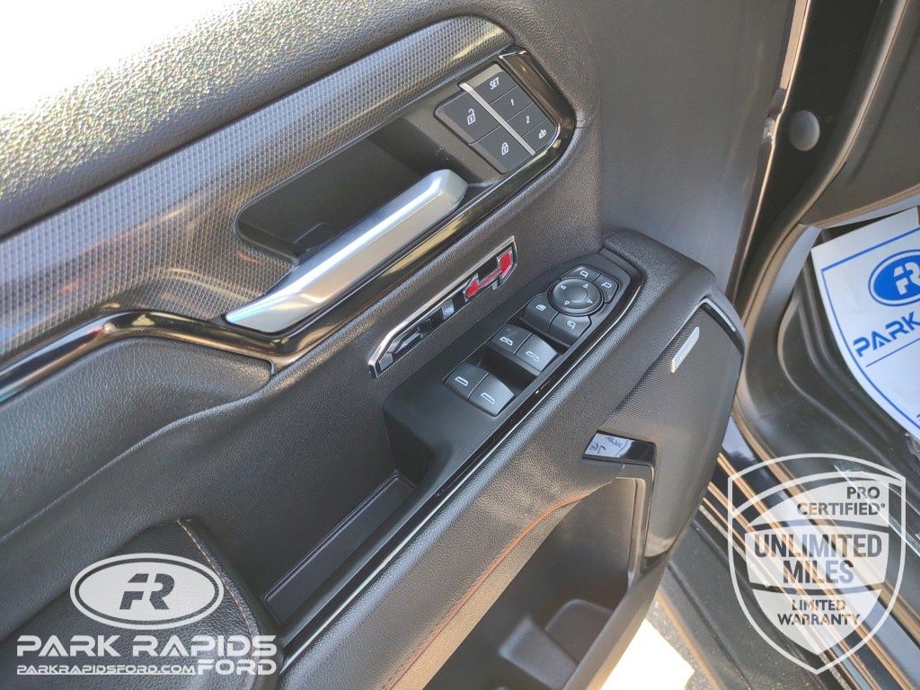 2023 GMC Sierra 1500 AT4 photo