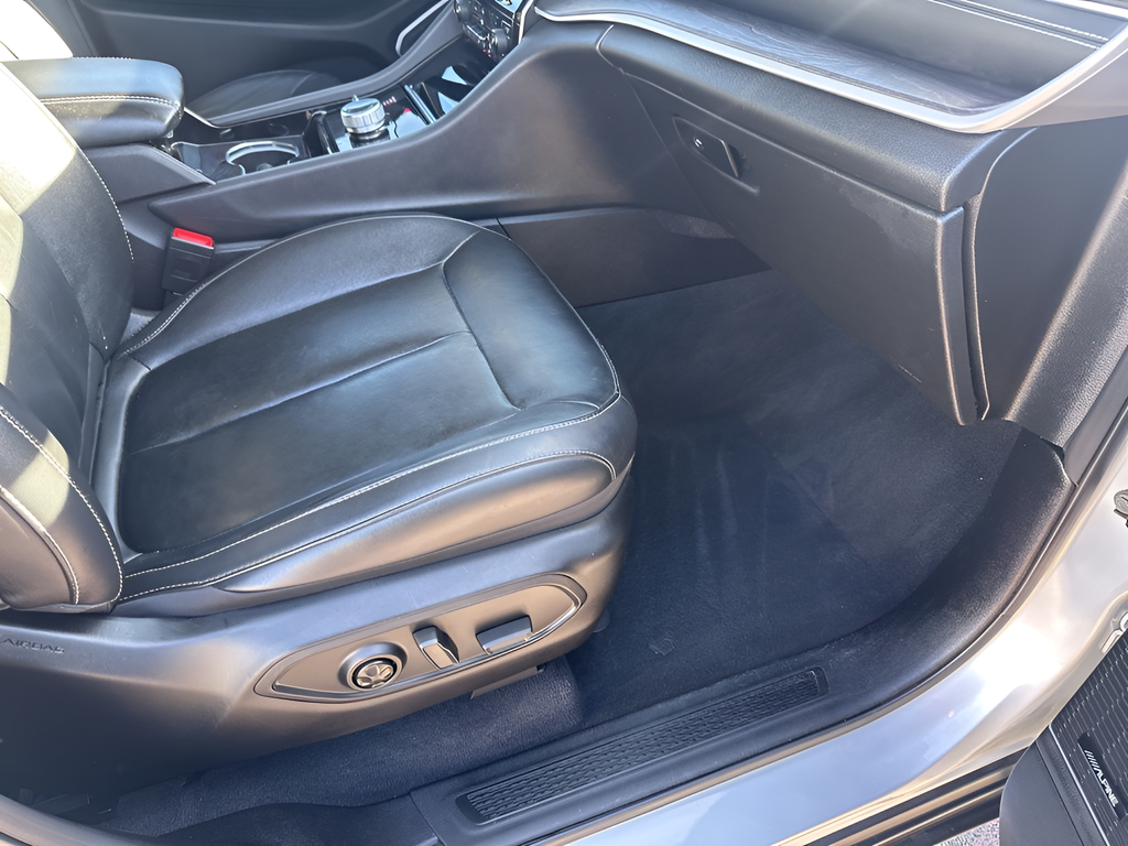 Used Car 2022 Jeep Grand Cherokee L  Limited For Sale Under $35,000 In Austin, Texas