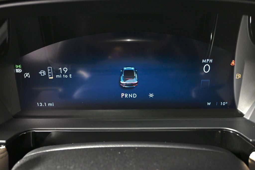 New 2026 White Lincoln Reserve image 25