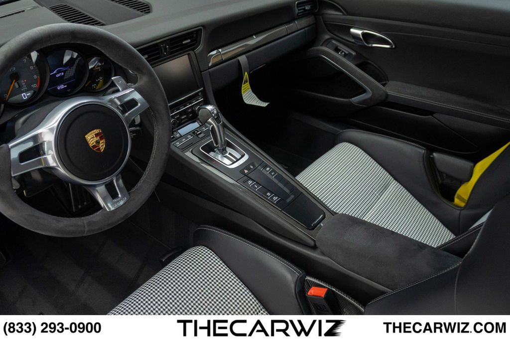 2015 Porsche 911