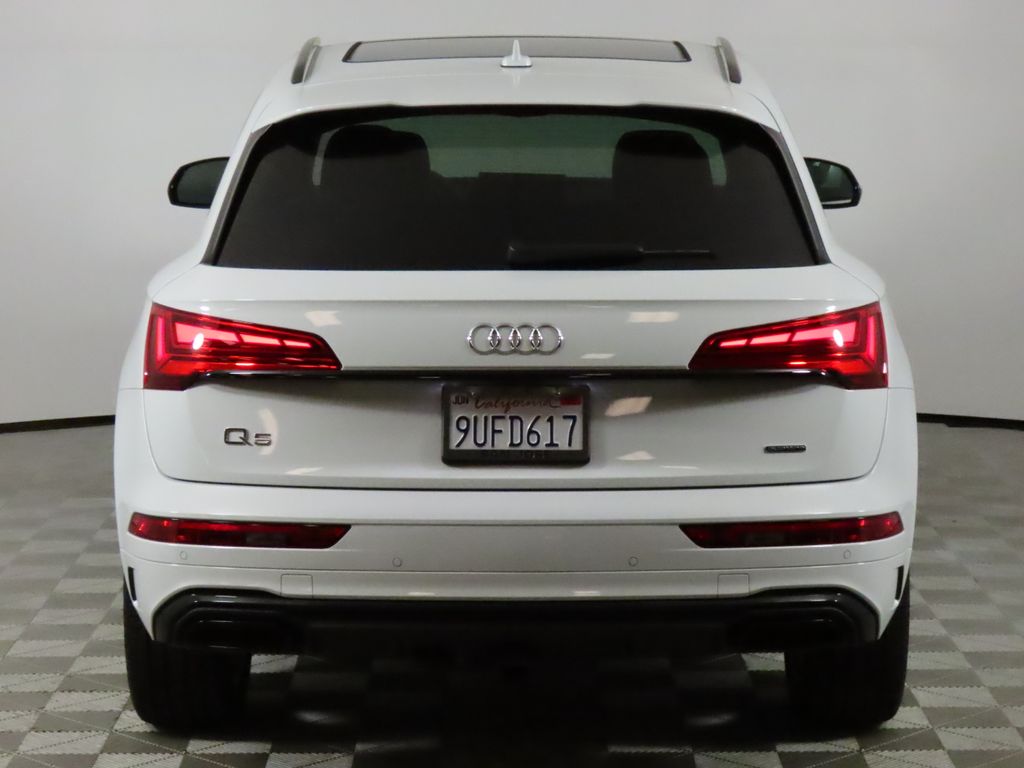 Thumbnail: 2025 Audi Q5 - 4