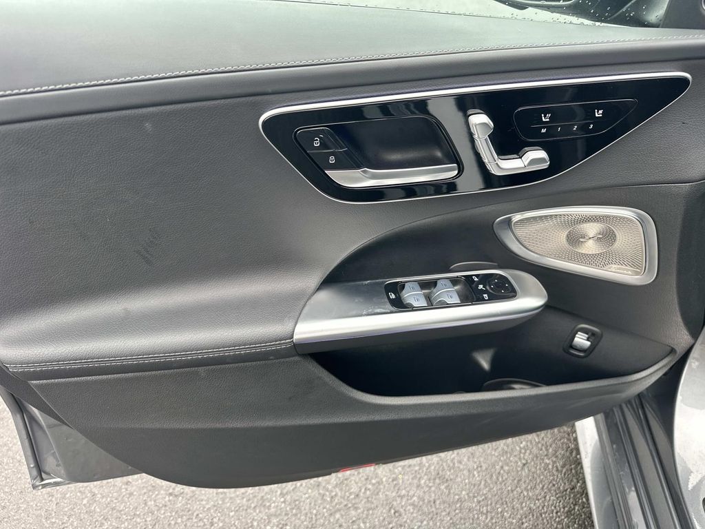 Thumbnail: 2025 Mercedes-Benz C-Class - 29