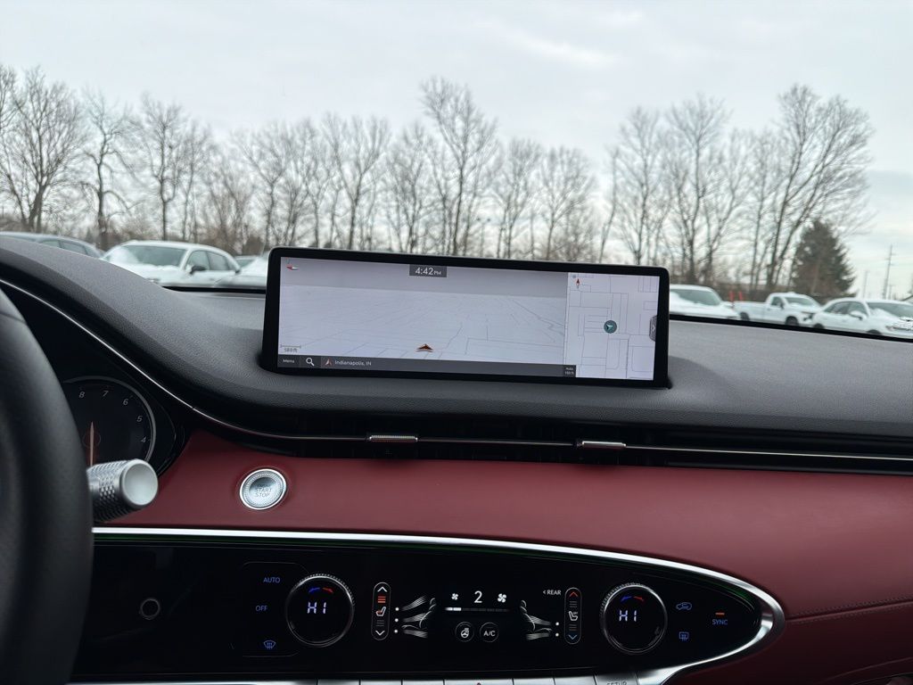 Thumbnail: 2025 Genesis GV70 - 15