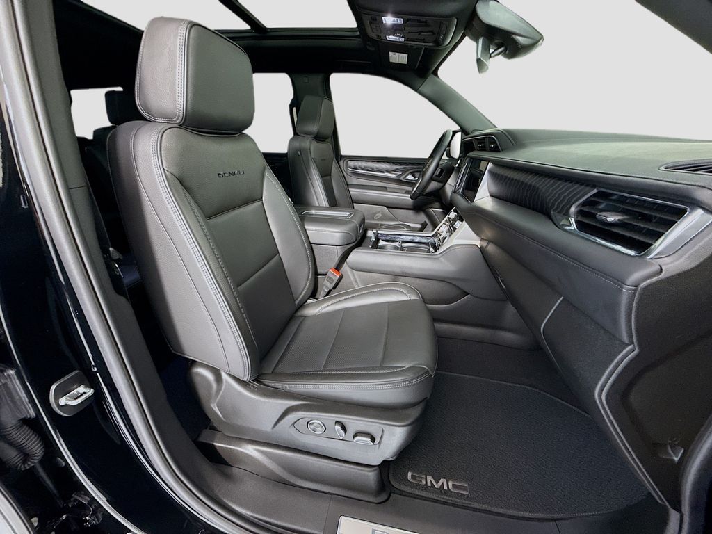 Thumbnail: 2024 GMC Yukon - 21