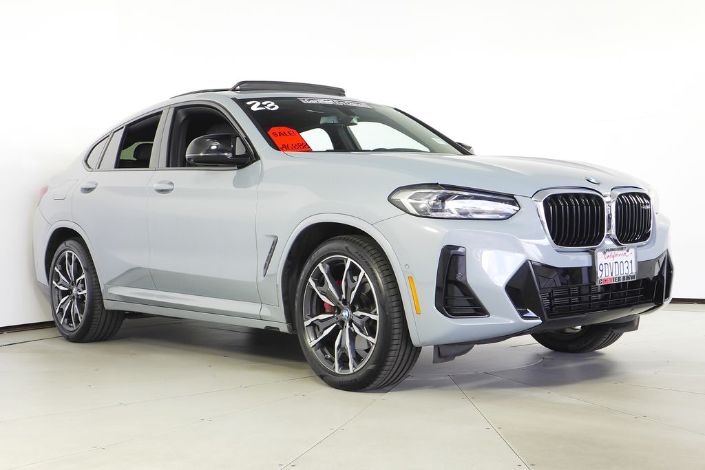 Thumbnail: 2023 BMW X4 - 4