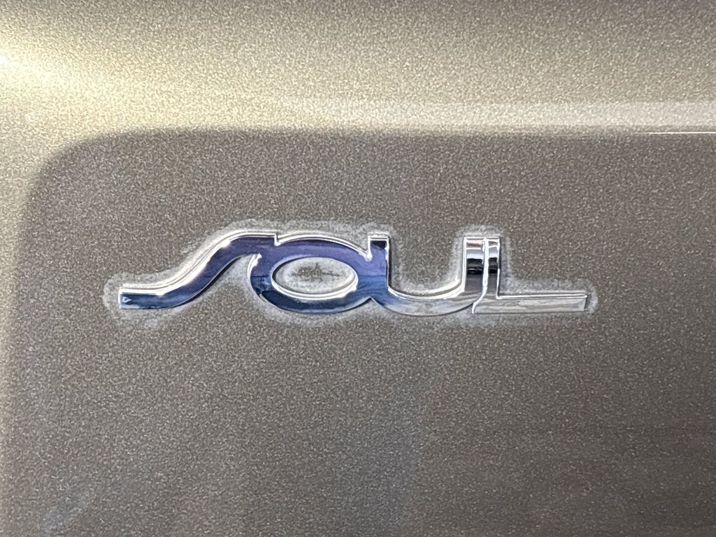 2013 Kia Soul Base