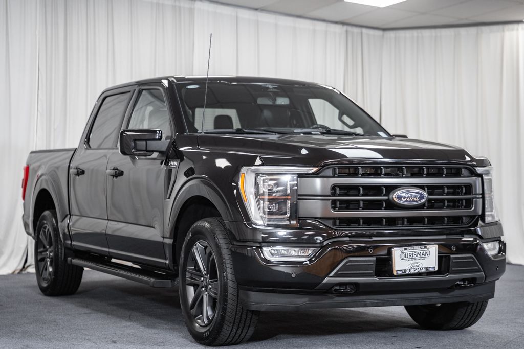 Agate Black Metallic 2023 Ford F-150 Lariat SuperCrew 4WD Pickup Truck Four-Wheel Drive Automatic