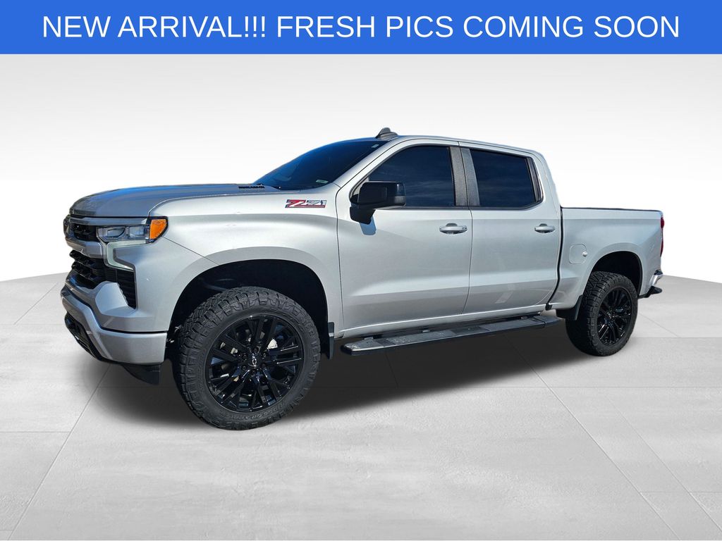 2022 Chevrolet Silverado 1500 RST 2