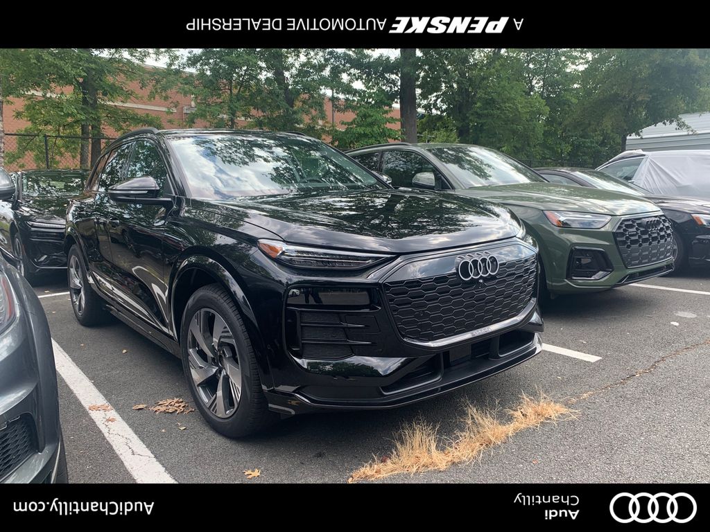 Thumbnail: 2025 Audi Q6 e-tron - 1