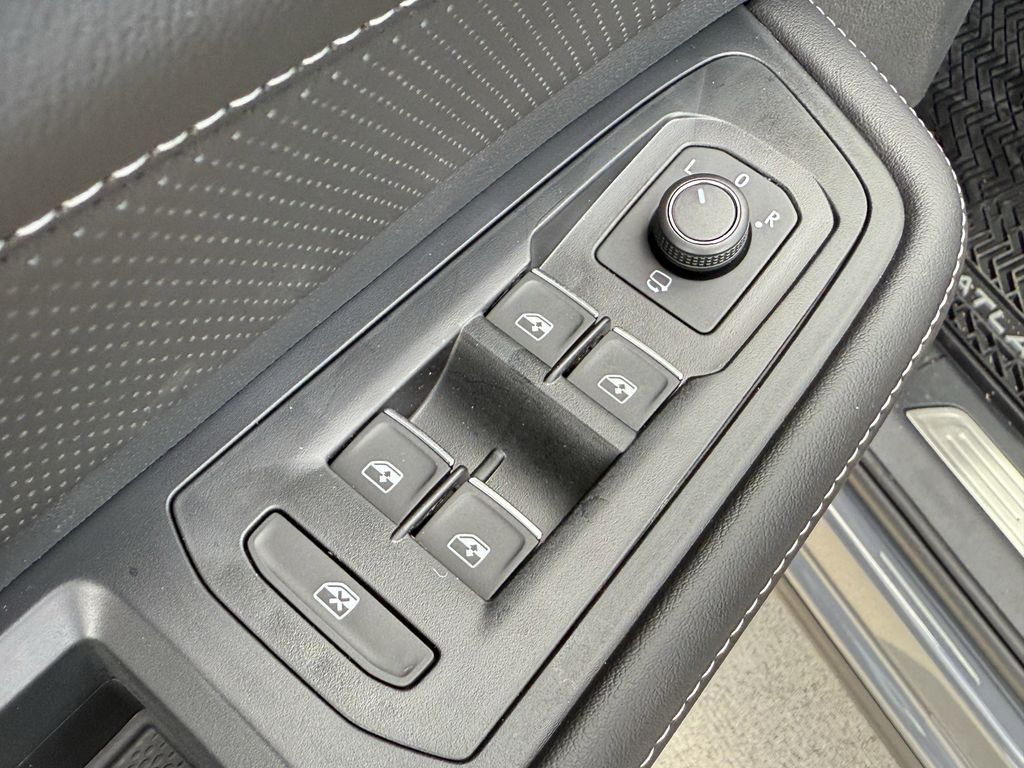 2026 Volkswagen Atlas 2.0T SEL Premium R-Line - 10