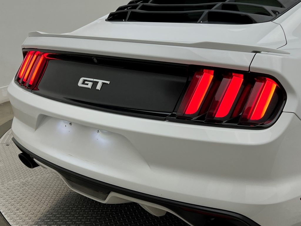 Thumbnail: 2016 Ford Mustang - 9