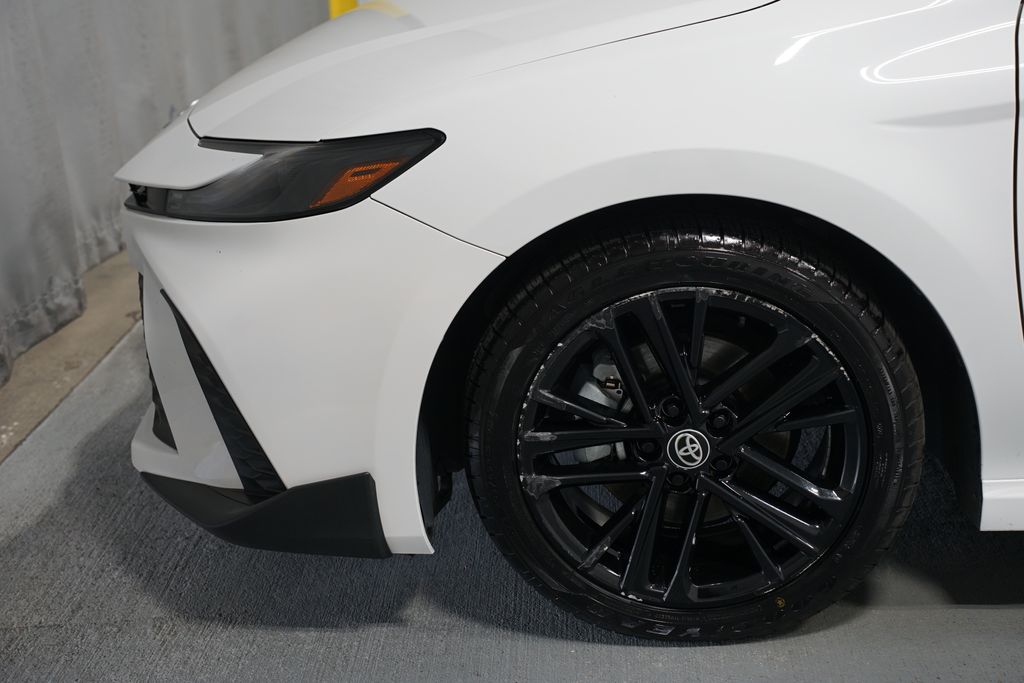 Thumbnail: 2025 Toyota Camry - 5