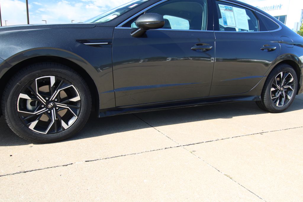 Used 2025 Hyundai Sonata Sedan