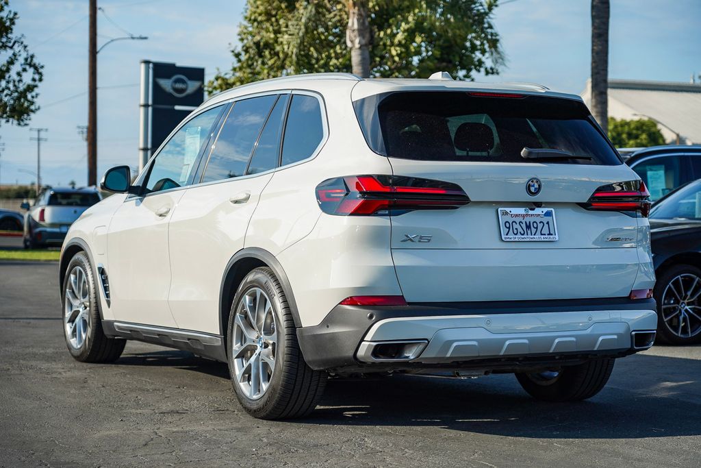 2024 BMW X5 xDrive50e 6