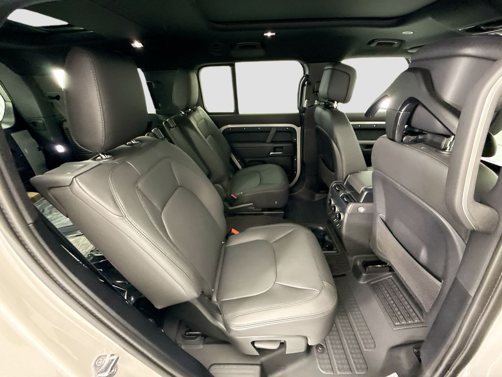 Thumbnail: 2026 Land Rover Defender - 21
