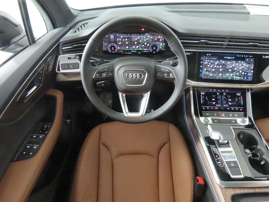 Thumbnail: 2026 Audi Q7 - 12