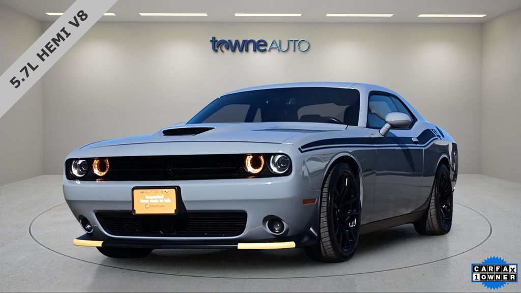 2022 Dodge Challenger R/T RWD