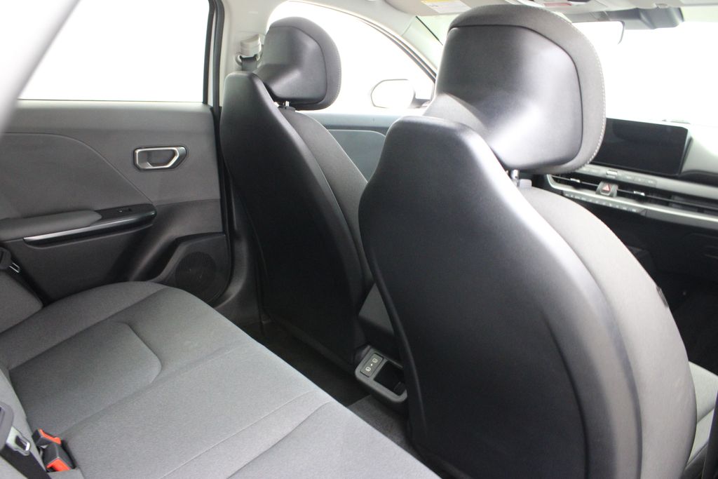 used 2025 Kia K4 car