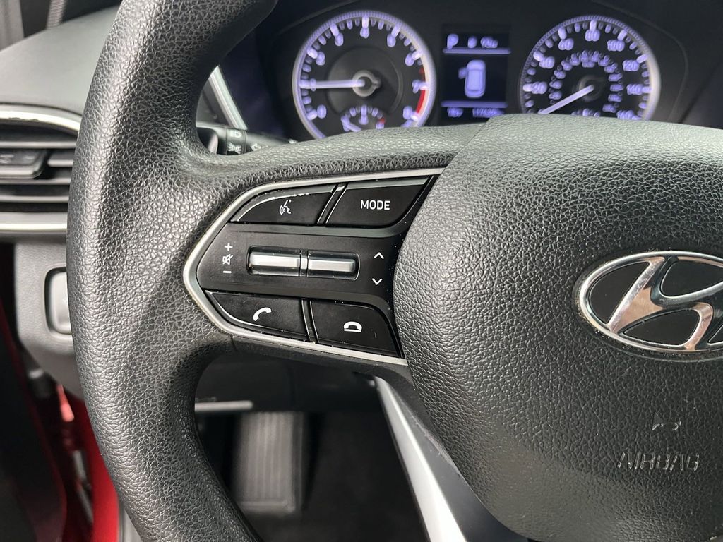 2019 Hyundai Santa Fe SE 27