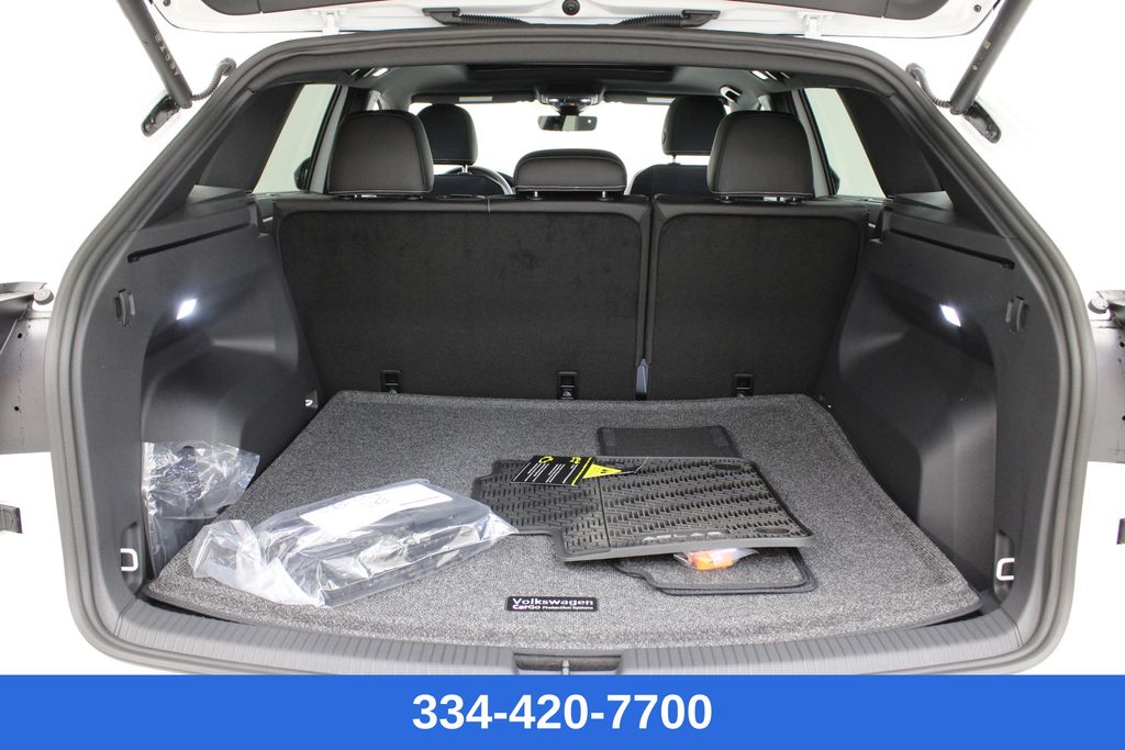 new 2026 Volkswagen Atlas Cross Sport car