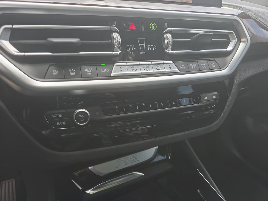 Used 2023 Gray BMW sDrive30i image 24