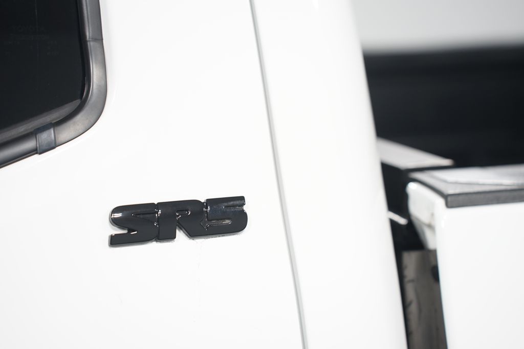 Thumbnail: 2023 Toyota Tacoma - 11